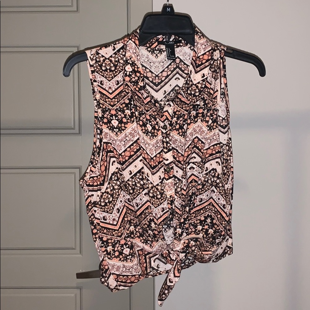 Botton down knotted shirt - Pink/Black